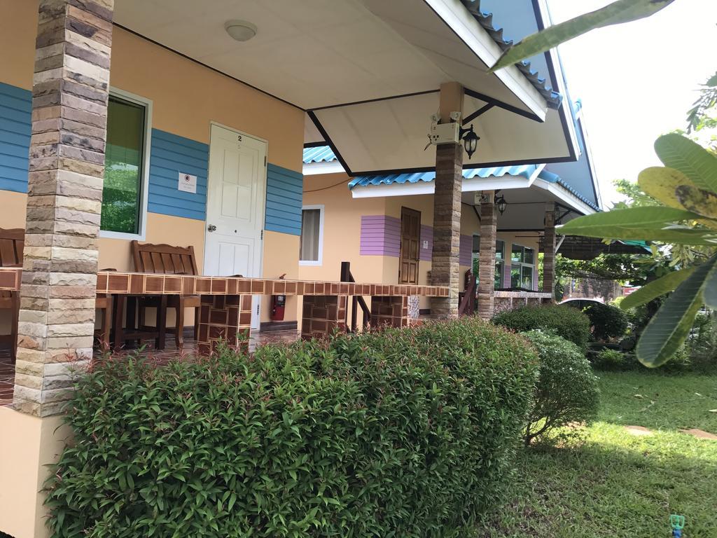 Sangtong Beach Resort Laem Sing Εξωτερικό φωτογραφία
