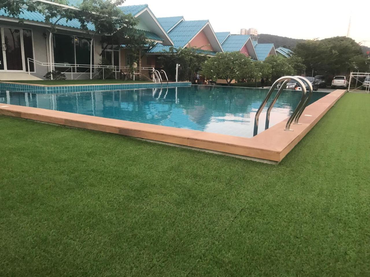 Sangtong Beach Resort Laem Sing Εξωτερικό φωτογραφία